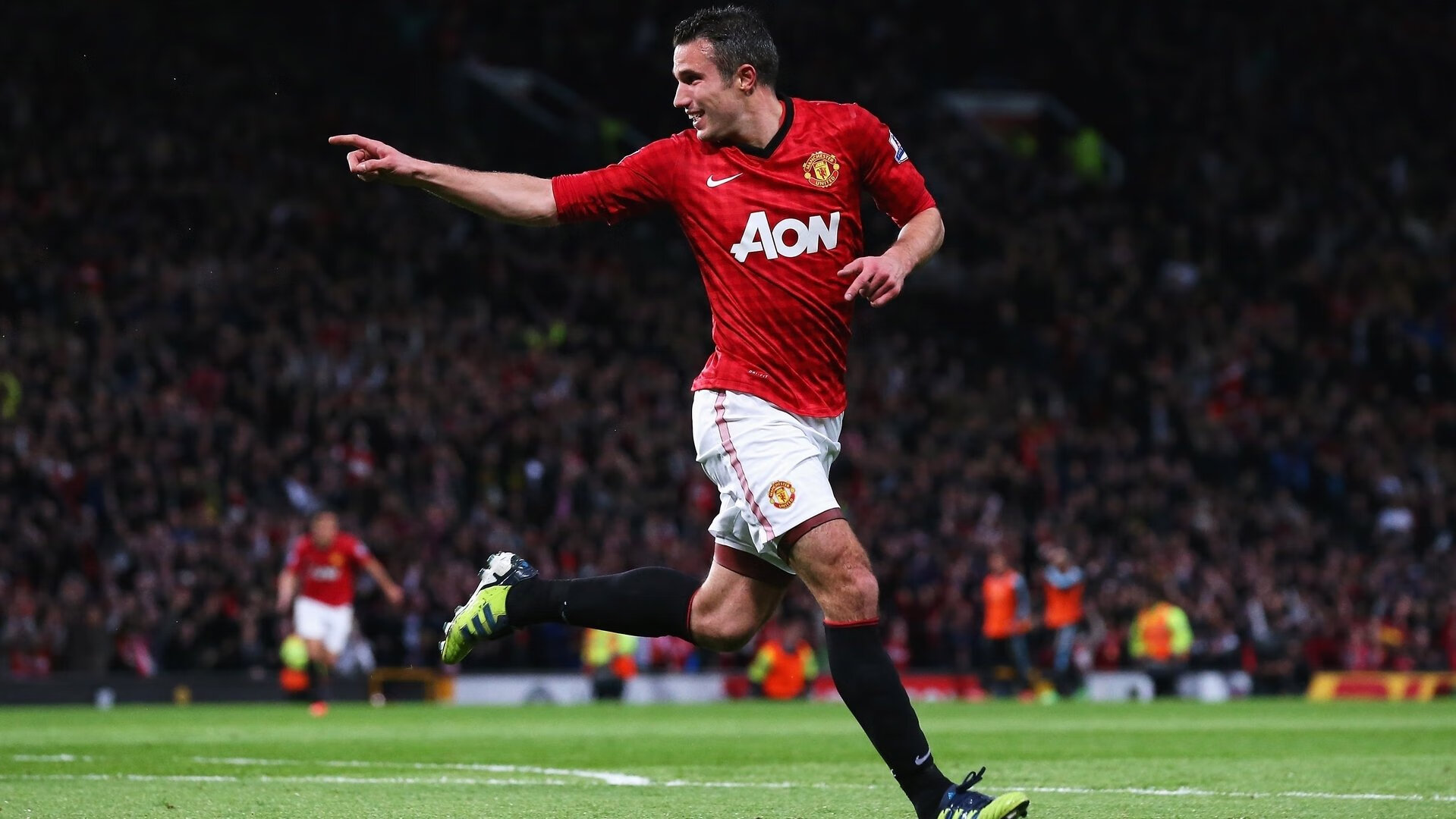 “德甲球队状态火热，冠军争夺逐渐明朗”，德甲阵营