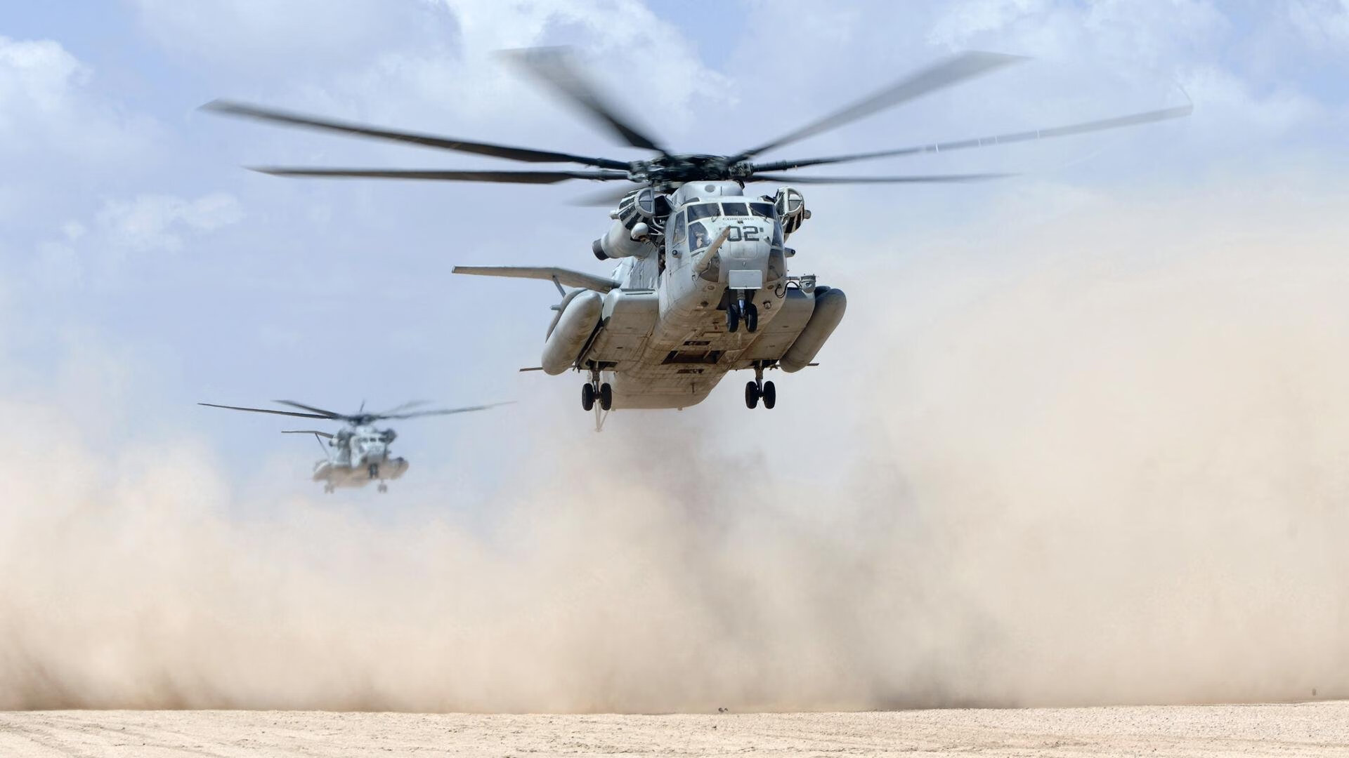 “足球公益活动全国发力，普及青少年基础运动教育”，首批全国青少年校园足球特色学校